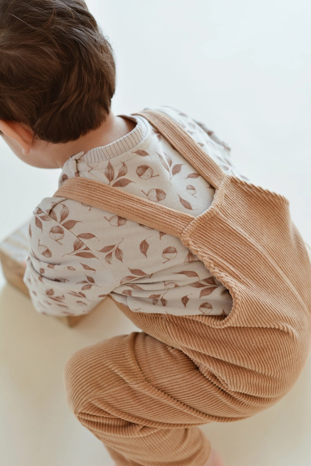 Eli & Nev Pullover Blätter