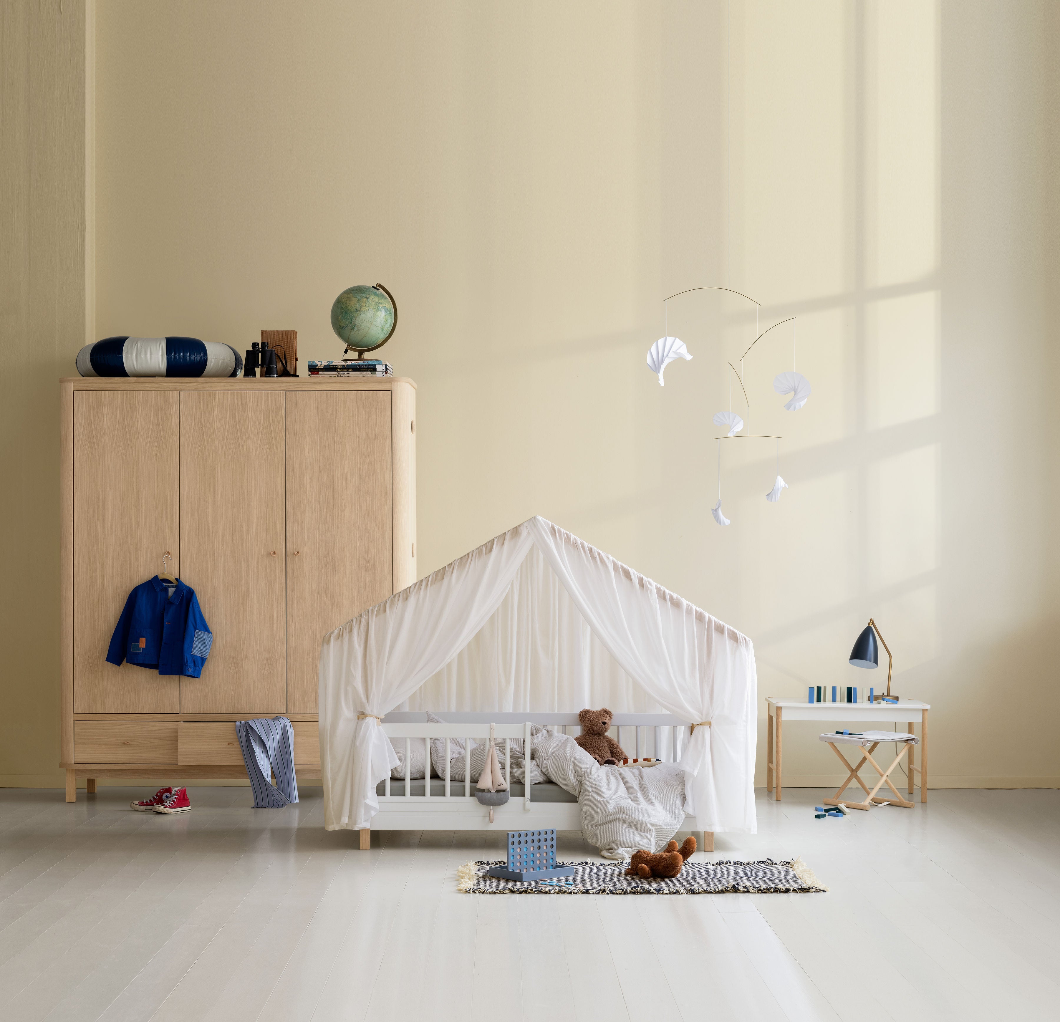 Oliver Furniture Wood Mini+ Hausbett, weiß/Eiche