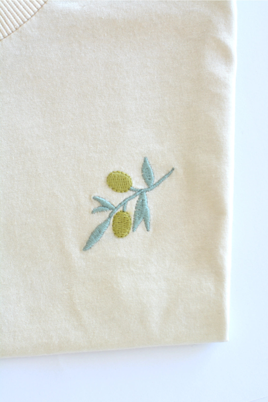 Eli & Nev Tshirt Olive