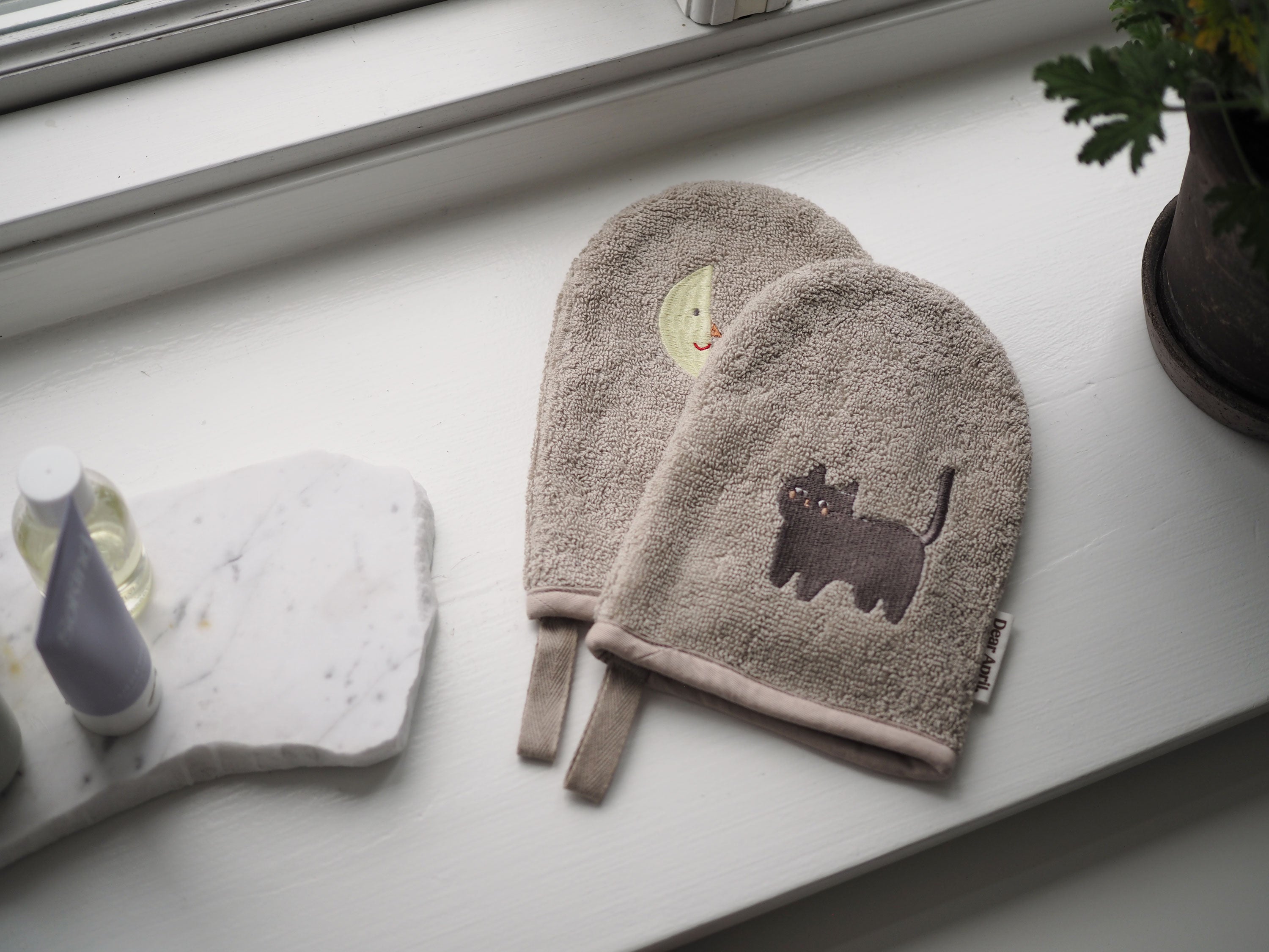 Dear April Paw Waschlappen 2er-Pack, Moon Cat