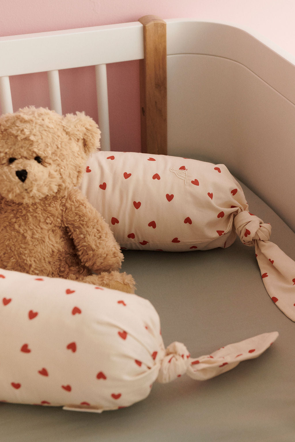 Dear April Skye Bettschlange, Little Love