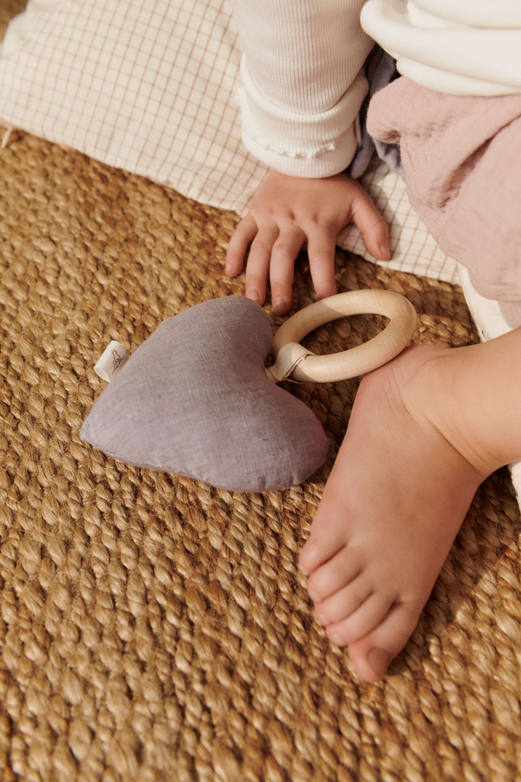 Dear April Lara Herz Rassel Beißring, Lavender