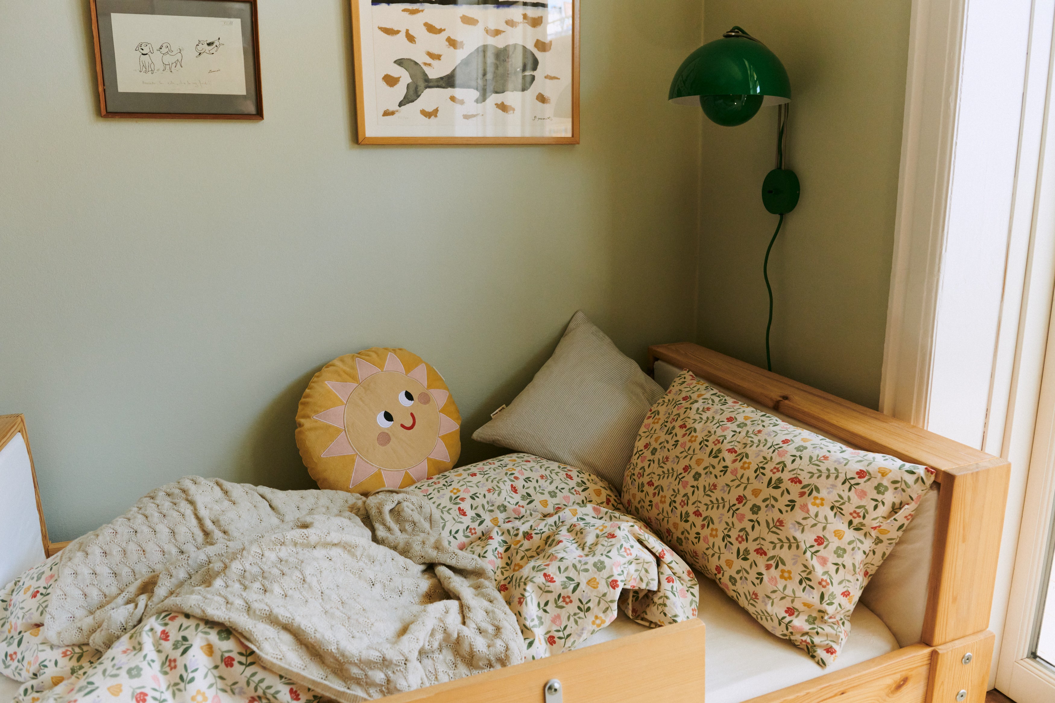Dear April Sophie Kissen, Warm Sun