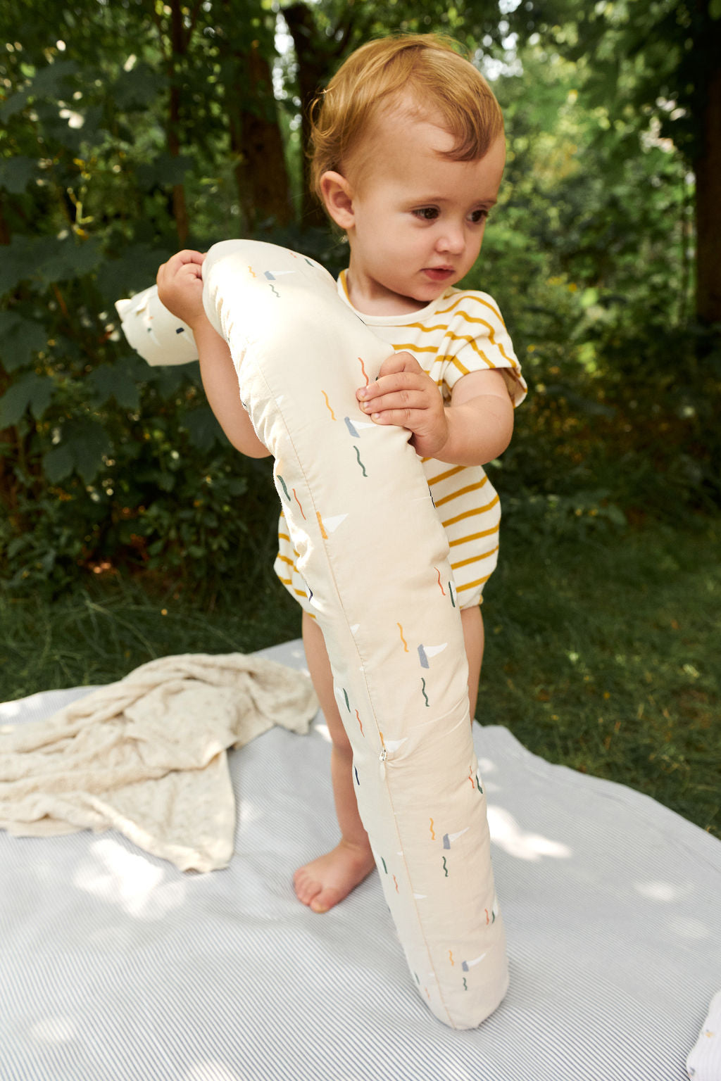 Dear April Mira Bettschlange, Pond Boats