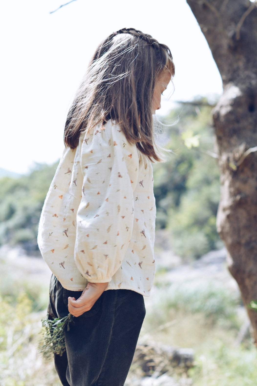 Eli & Nev Bluse mit Vogel- & Blumenmuster