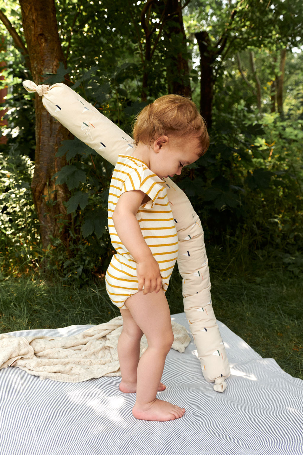 Dear April Mira Bettschlange, Pond Boats