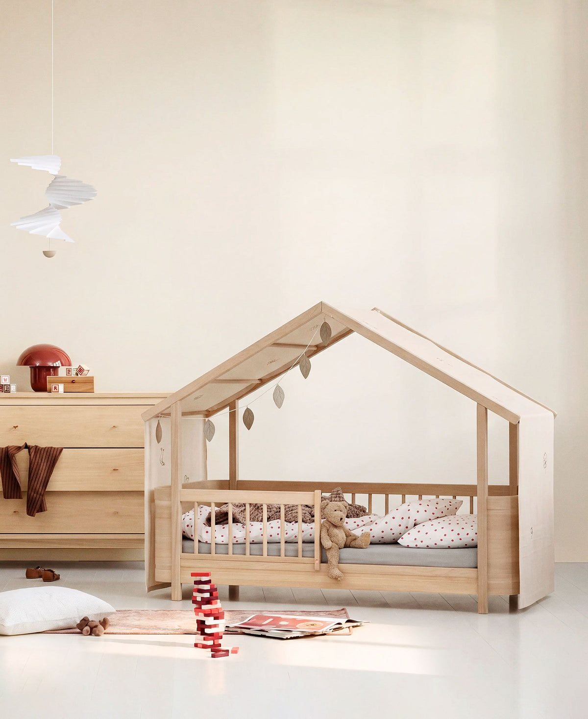Oliver Furniture Wood Mini+ Hausbett-Himmel mit Stickerei, ungefärbt