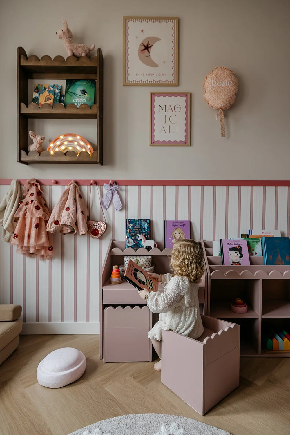 Bellamy Schreibtisch Book Nook, rosa
