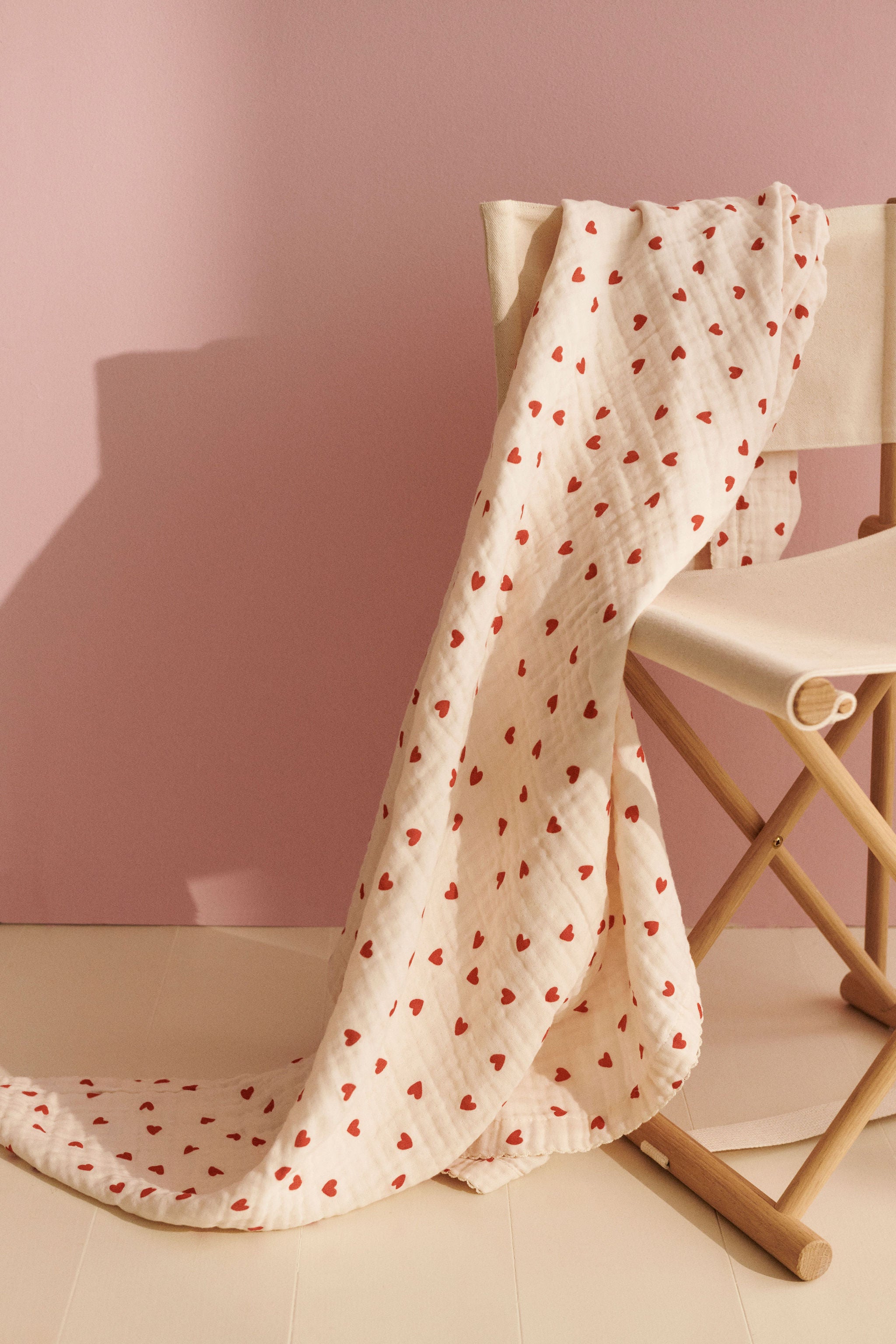 Dear April Murray Musselin-Decke, Little Love