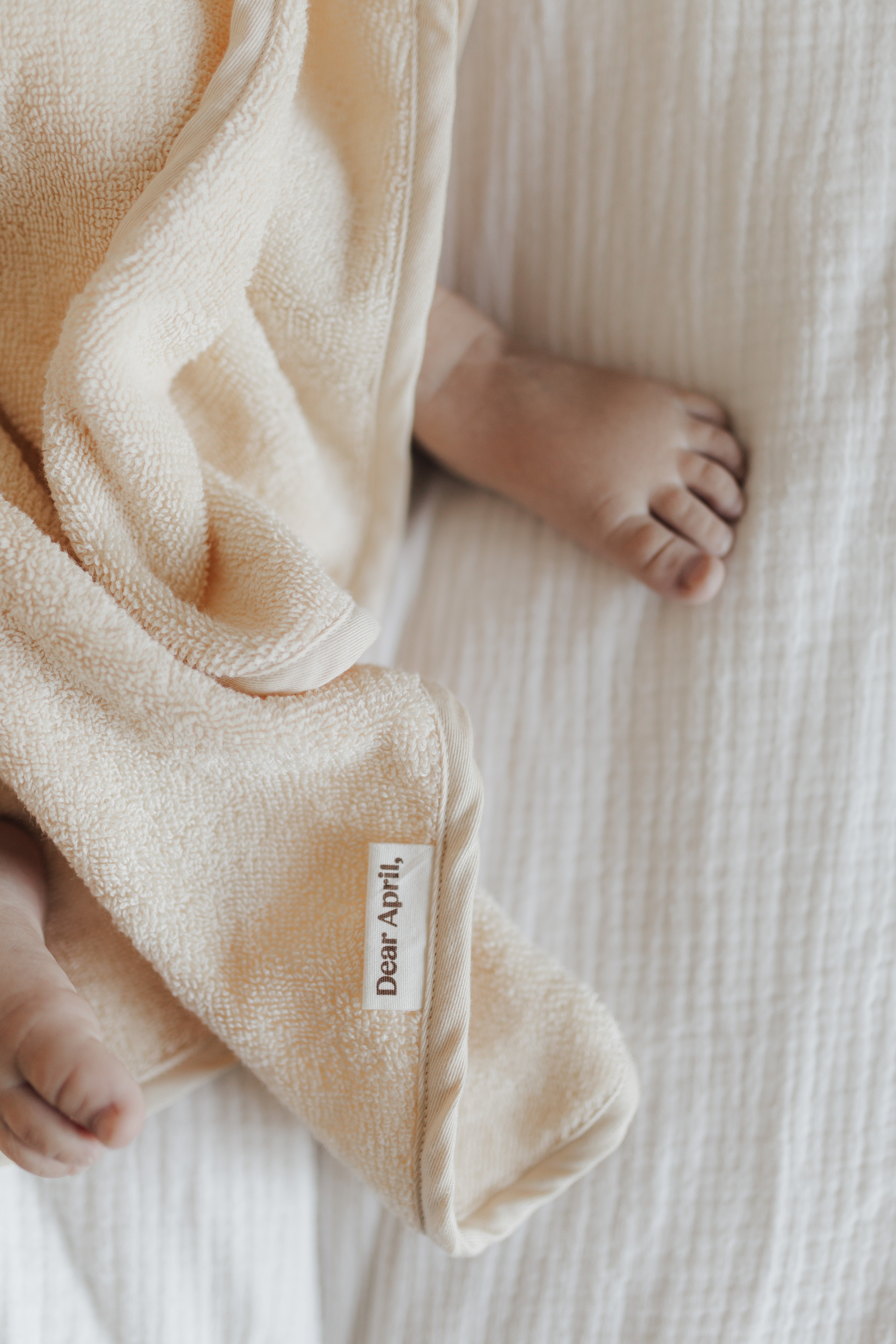 Dear April Petal Kapuzenbadetuch, Harmony