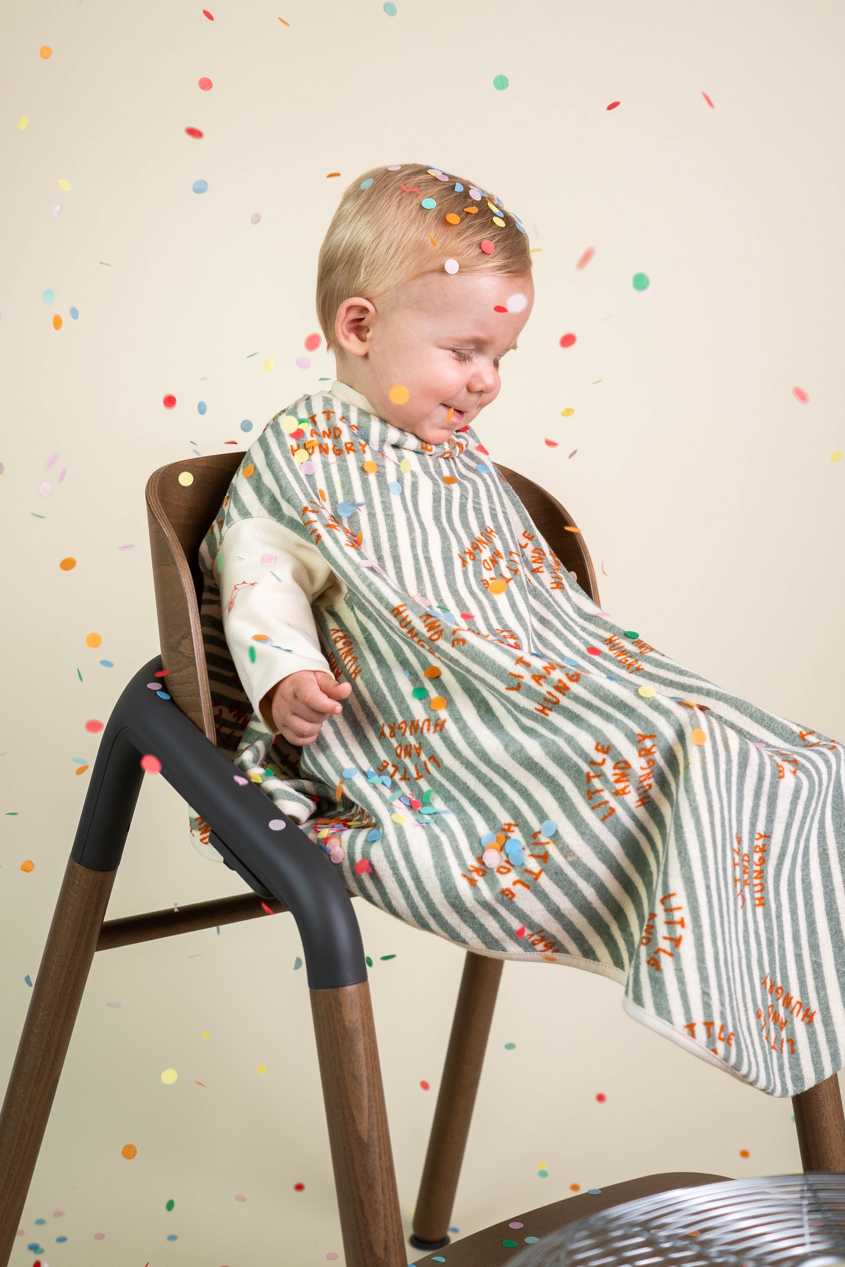 Little Casimir Lätzchen Boo, Little But Hungry