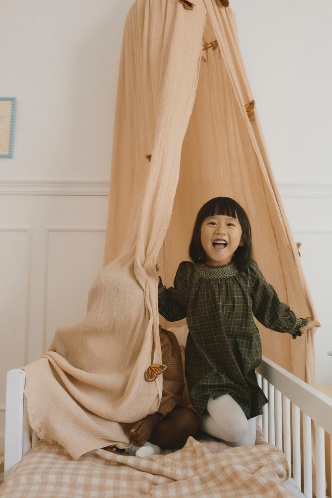 Lorena Canals Baldachin Crepe Swan Rose