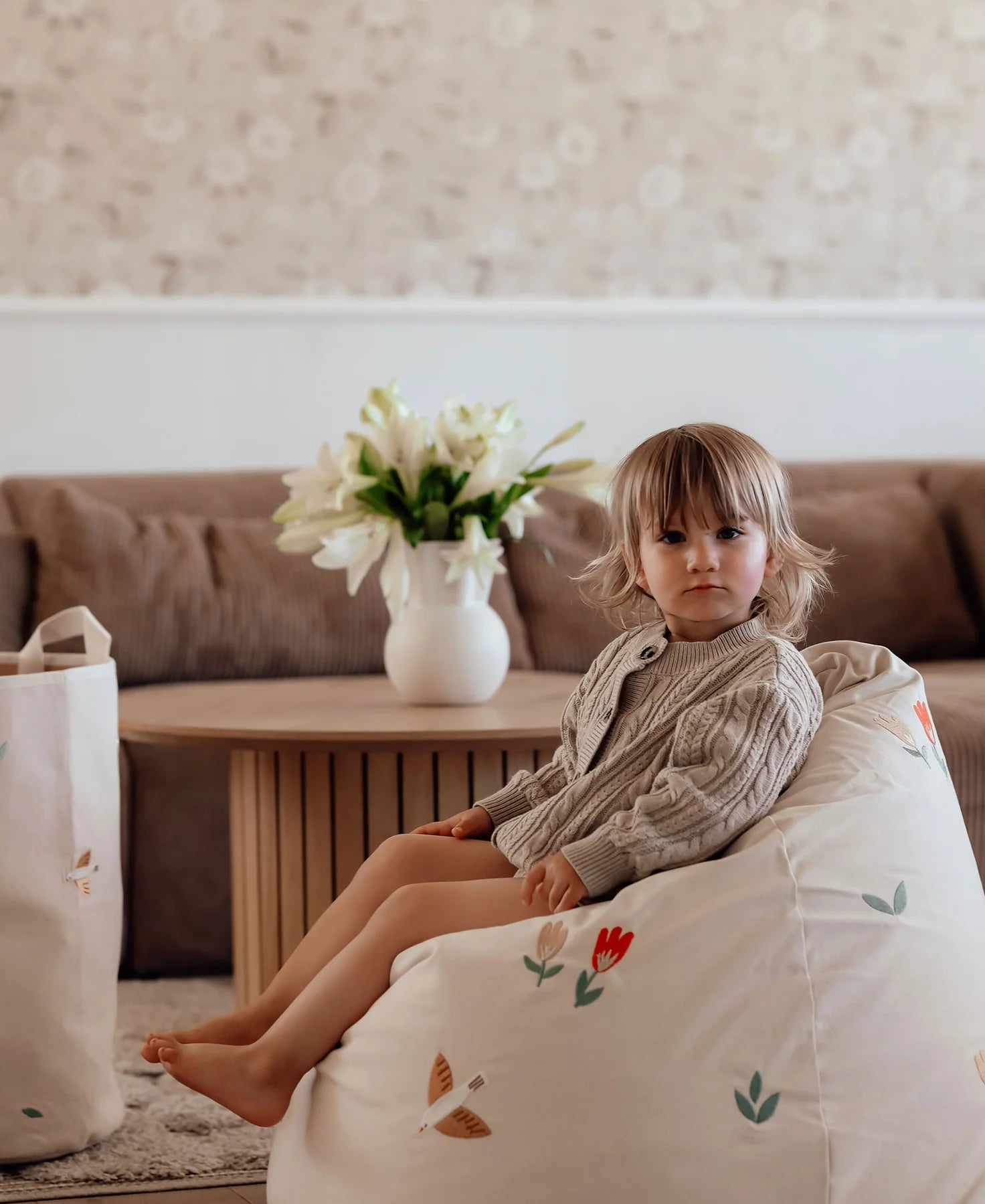 Dear April Bay Sitzsack, Songbirds