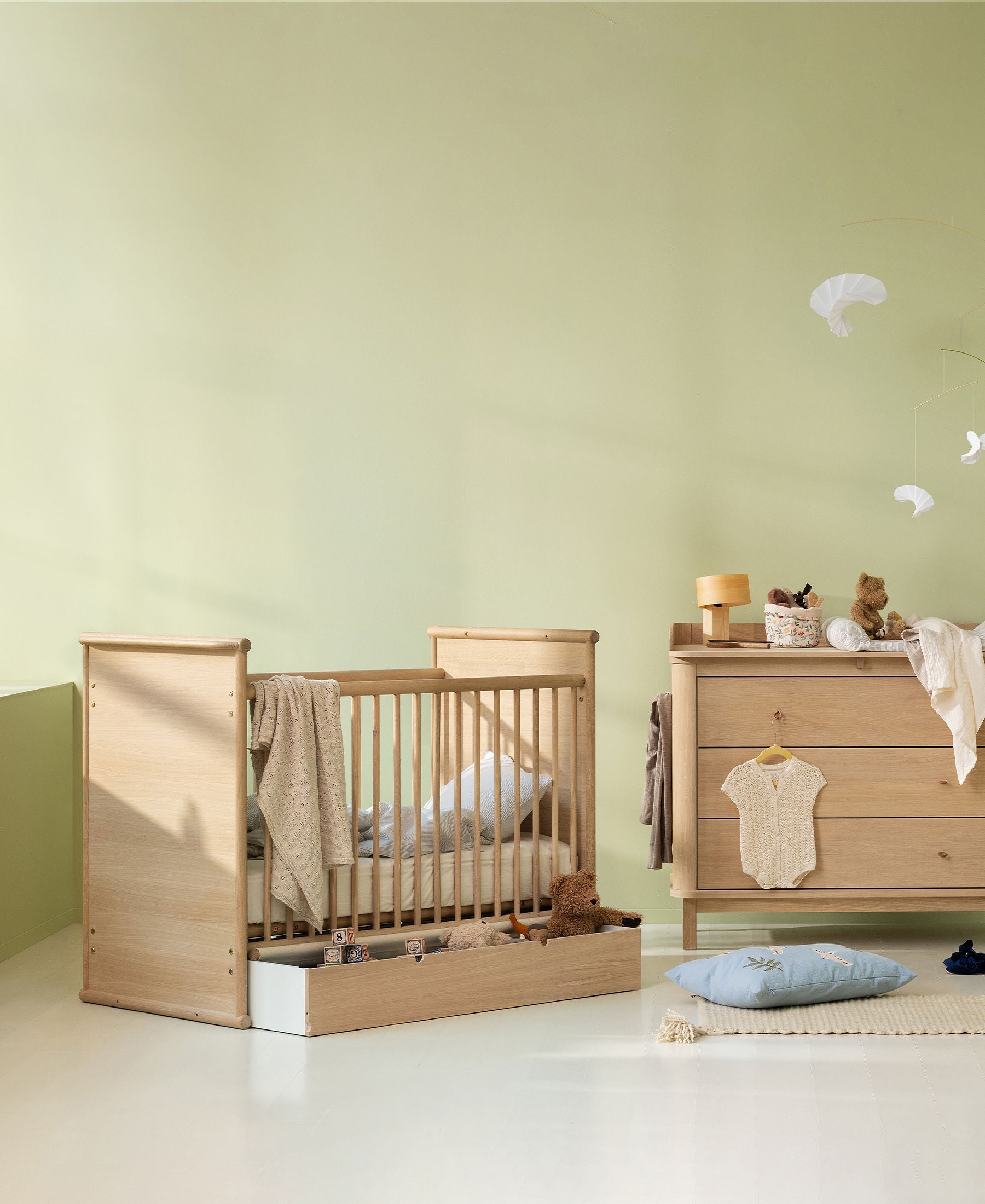 Oliver Furniture Camp Novel Babybett/Bett, Eiche