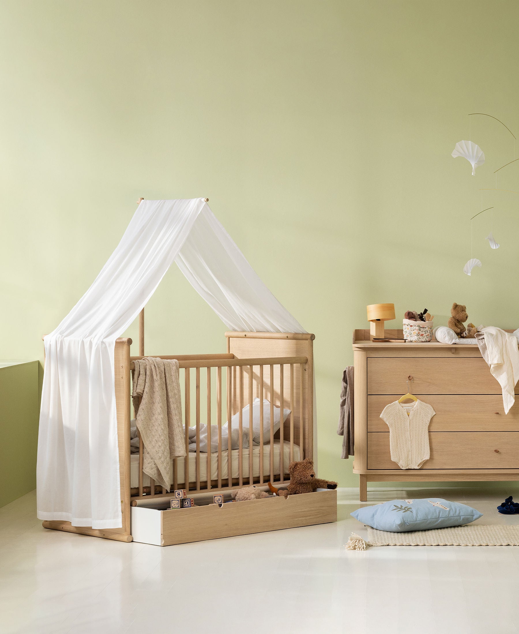 Oliver Furniture Camp Novel Babybett/Bett, Eiche