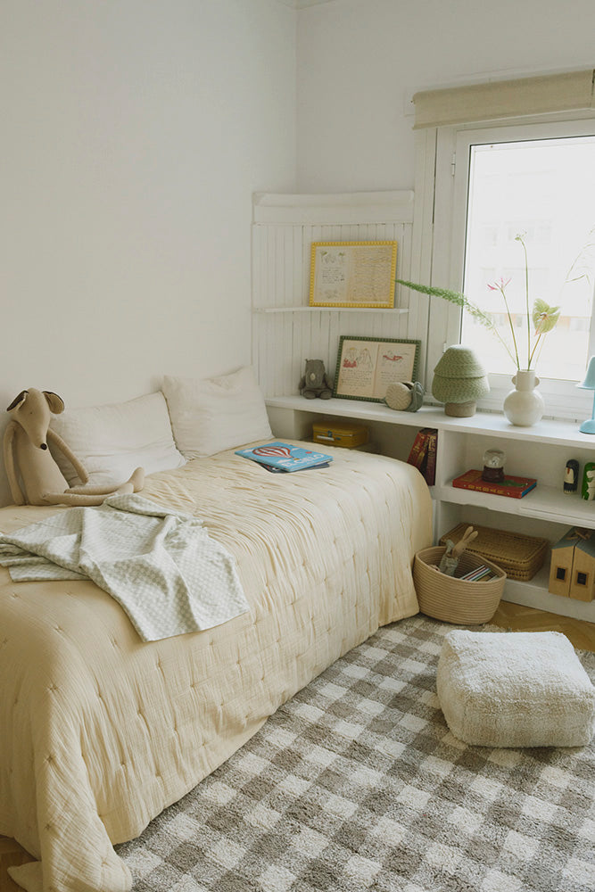 Lorena Canals Hocker Vichy, Ivory