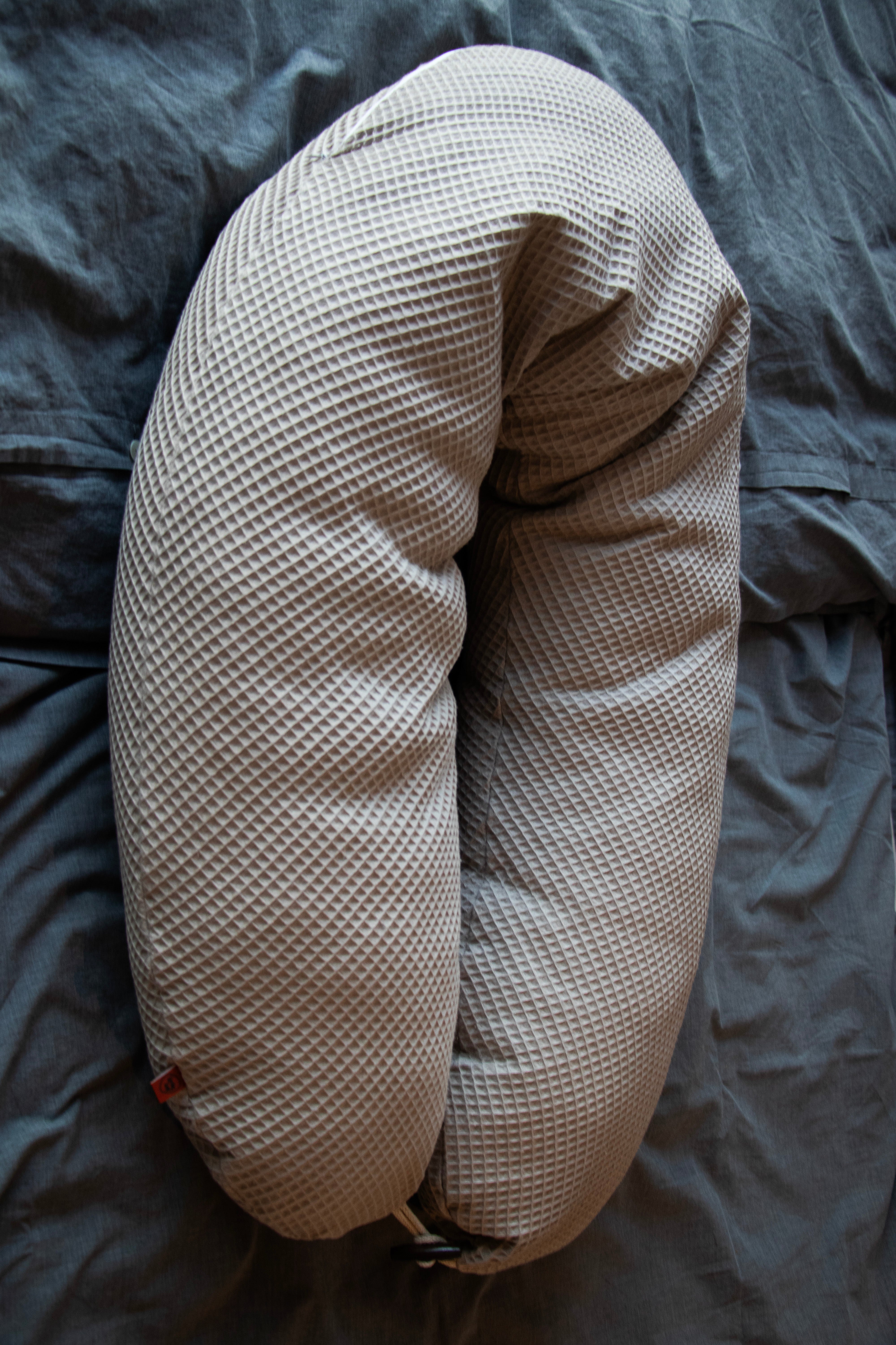 Kreativkopf Stillkissen/Seitenschläferkissen - Zirbe & Wolle