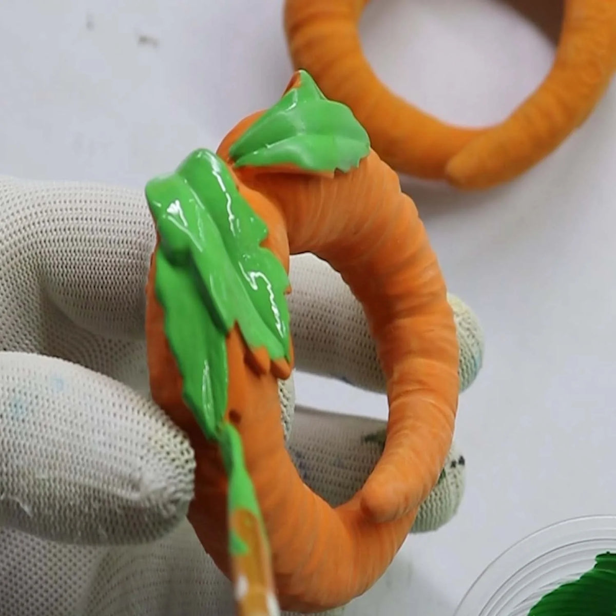 OLI & CAROL Cathy the Carrot Teething Ring