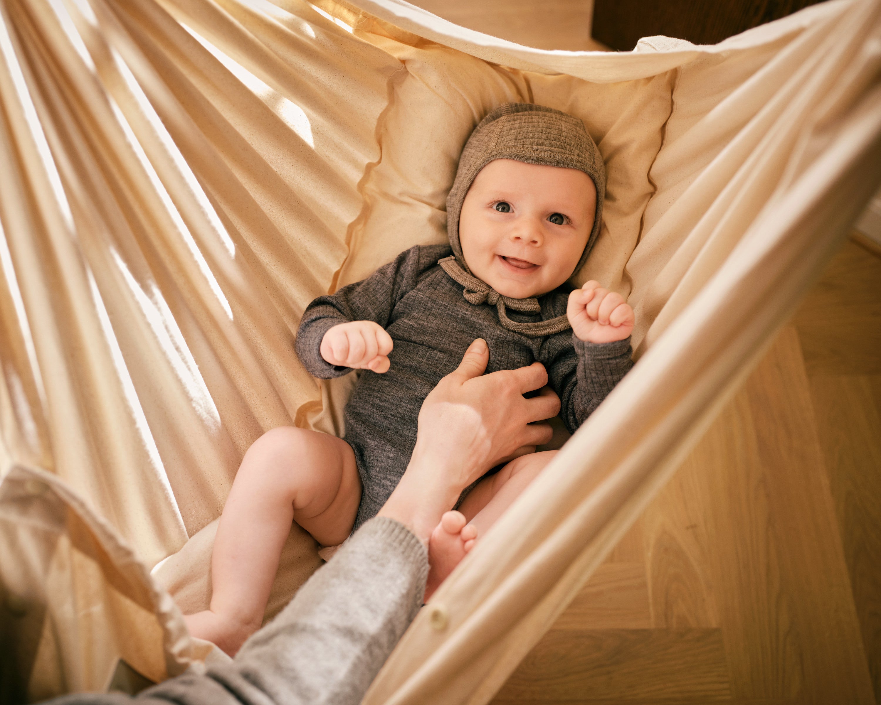 baby-hammock-nature-03.jpg