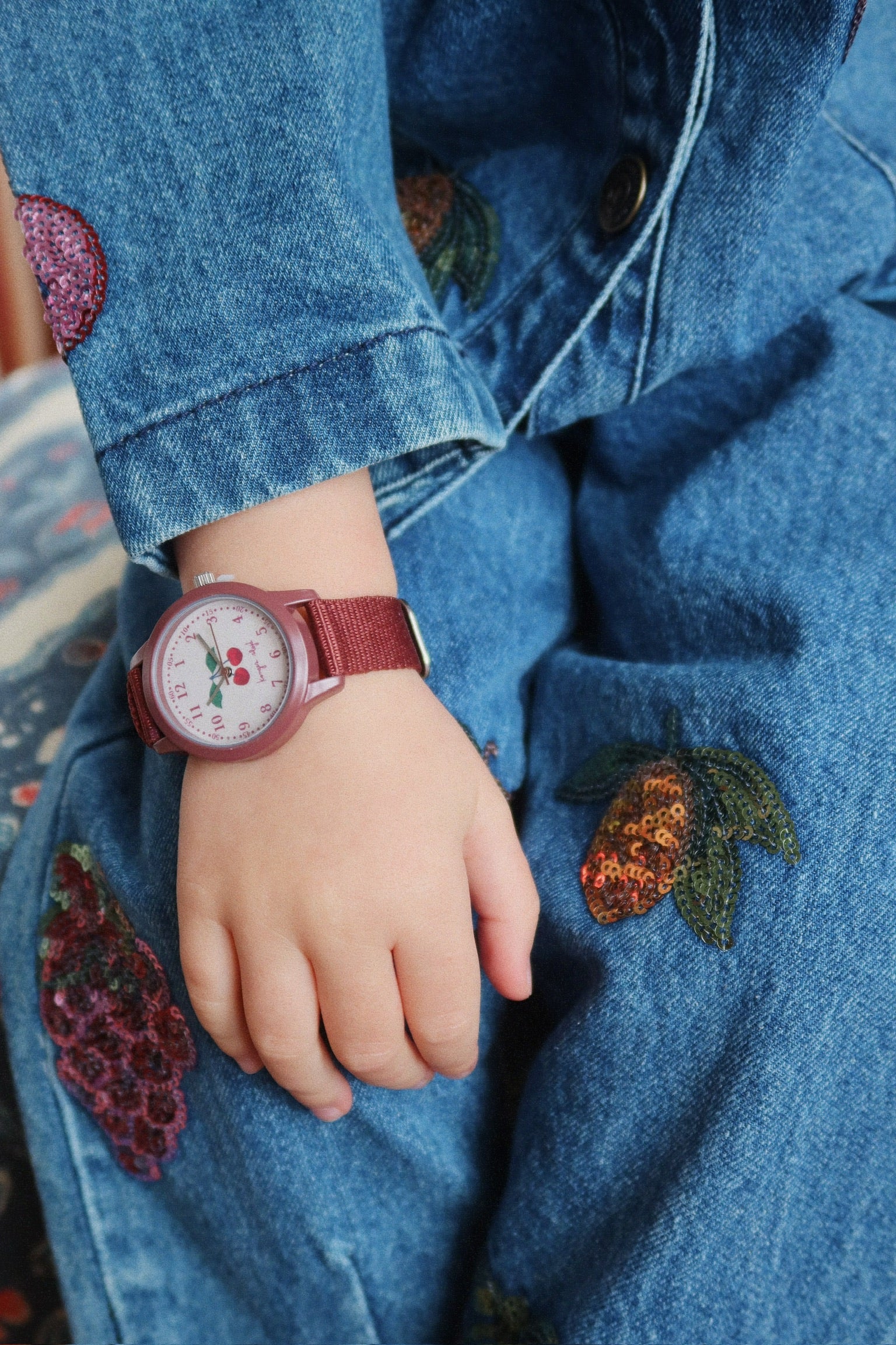 Konges Sløjd Armbanduhr, Cherry